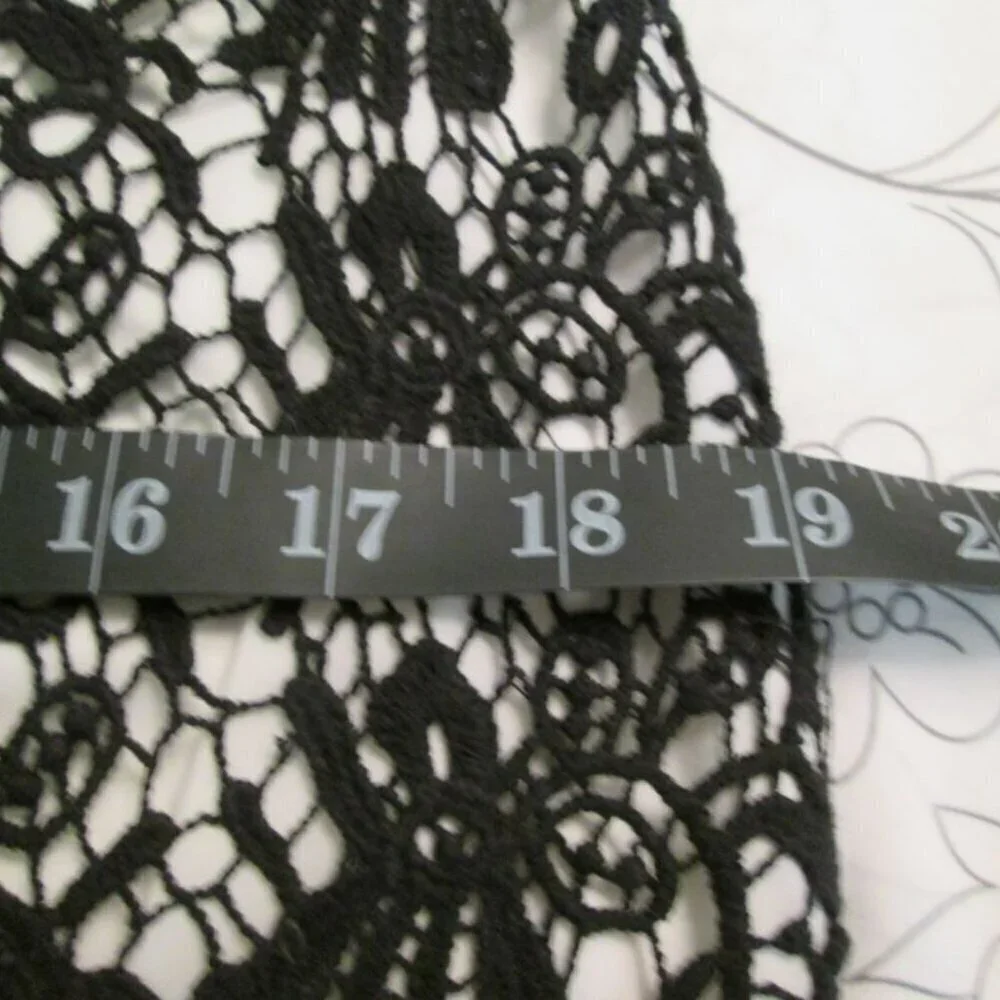 Vince Camuto Lace Overlay Sheath Dress-Black/White-10P-EUC - Picture 10 of 13